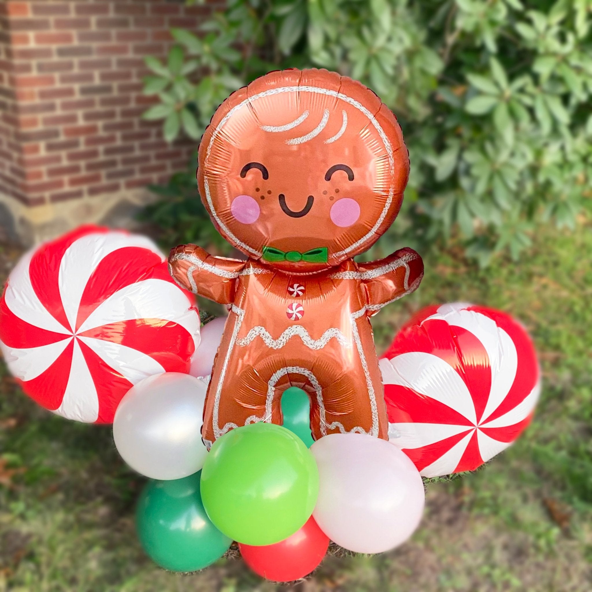 Gingerbread Man Balloon Bouquet Kit from Ellie's Party Supply